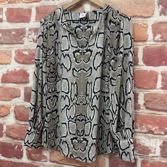 Cabi Serpentine Top Shirt Women's L Multicolor Snakeskin Popover Smocked Sleeves - Picture 3 of 8